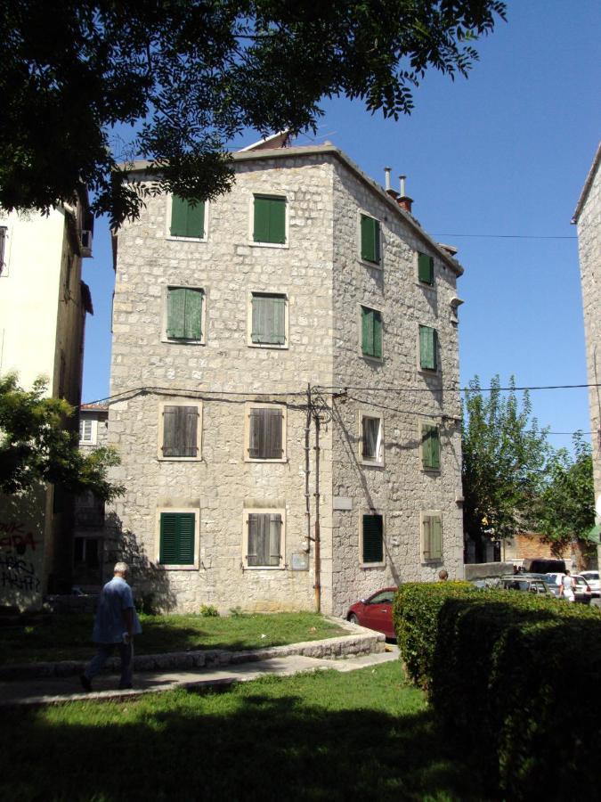 Studio Apartment Sretna Сплит Экстерьер фото