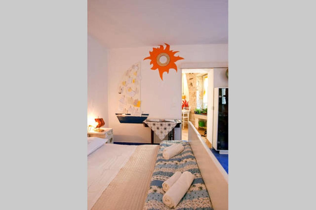 Studio Apartment Sretna Сплит Экстерьер фото